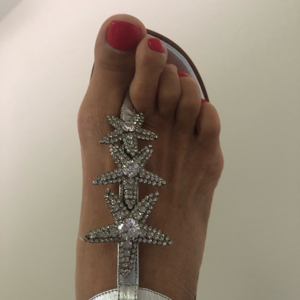 Manolo Blahnik Silver Starfish Sandals. Size 39,5 ( US 9,5 )